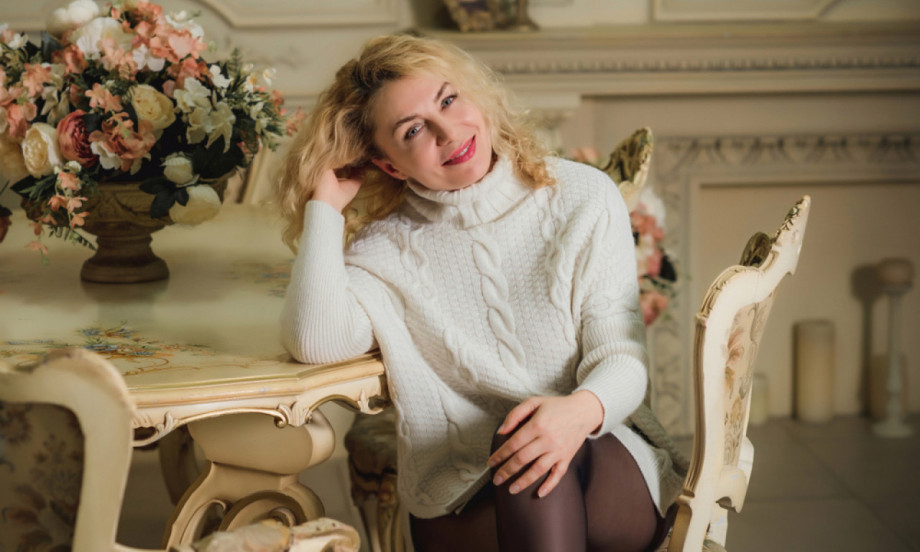 NAJLEPŠE FRIZURE ZA ŽENE PREKO 50 I 60 GODINA: Jednostavni saveti koje svaka žena može lako da razume