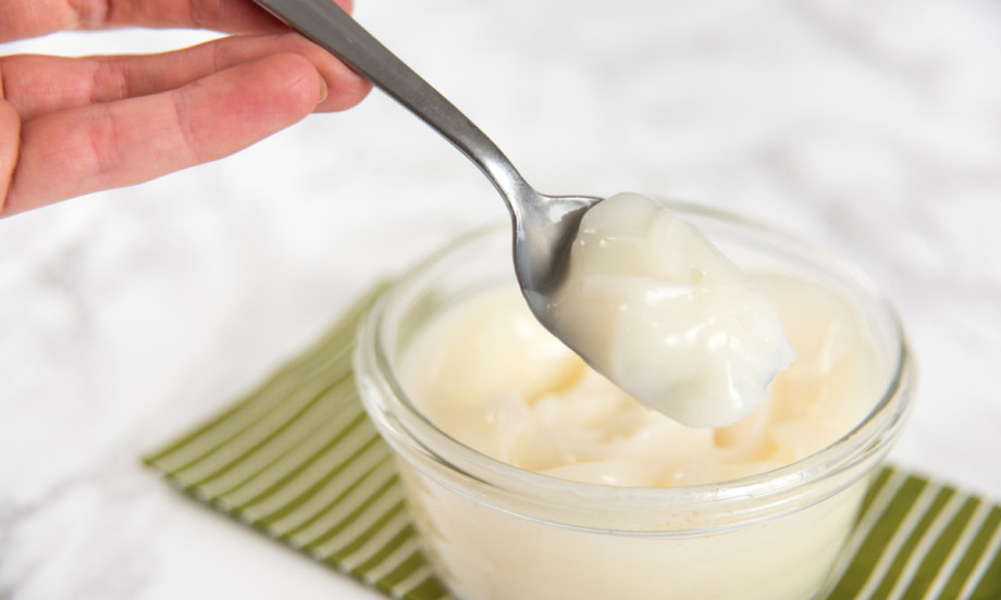 DOMAĆA NAMIRNICA KOJA ČISTI PLUĆA KAO METLOM I JAČA IMUNITET Svi su je zaboravili, a pravo je blago