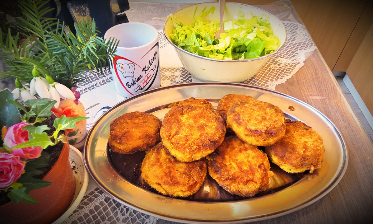 OVO NEMA NA INTERNETU! Tajna hrskavih pljeskavica  čiji ukus prevazilazi sva vaša očekivanja!