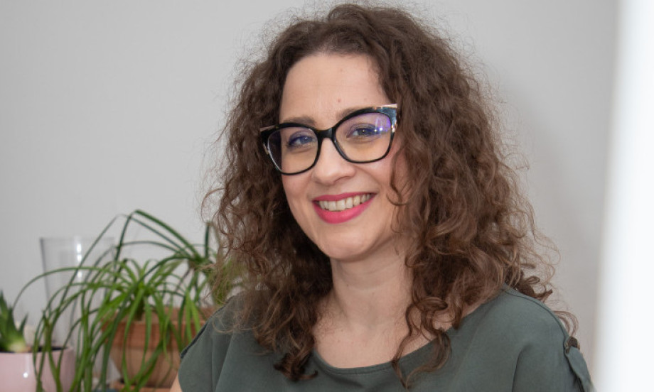 SANDRA RISTIĆ: VENERA U RAKU Zašto nam je važnije kako se osećamo nego šta neko govori?