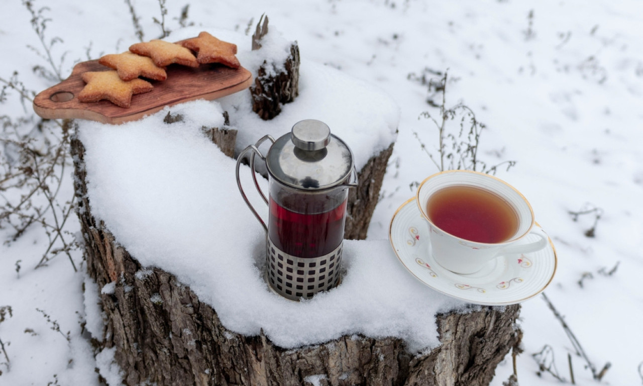 LED U ČAJU? Ovaj trik jača imunitet i štiti od prehlade bolje nego što mislite!