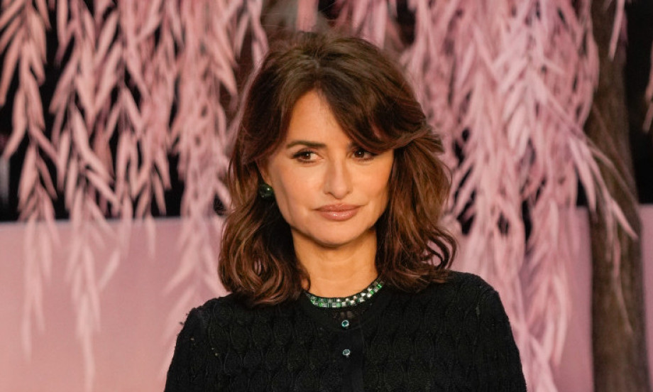 PRAVA DAMA PARIZA - TAKO SE NOSI CHANEL I TAČKA! Penelope Kruz pokazala moć