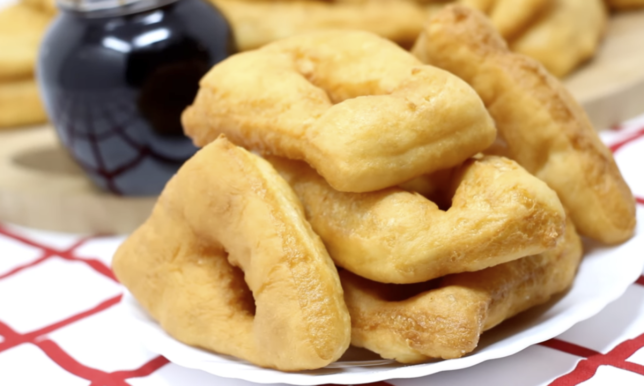 PODERANE GAĆE SVI VOLIMO Hrskave spolja, mekane iznutra i gotove za tren!