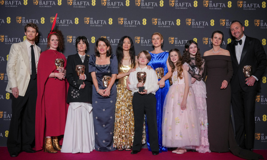 NIKO OVO NIJE OČEKIVAO Pao DiKaprio, rođena nova zvezda, sve sijalo od pravog glamura! (FOTO)