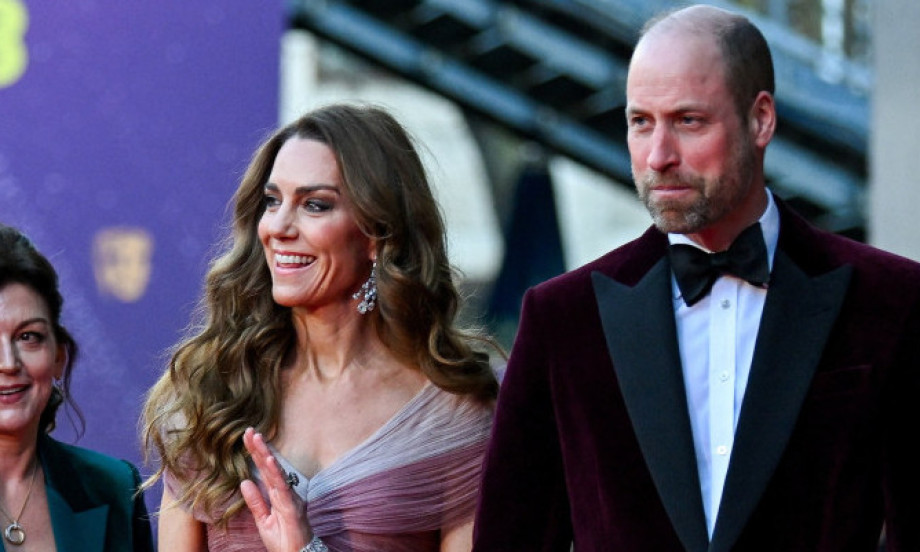 KEJT SE VRATILA NA BAFTU I SVE BACILA U SENKU Haljina iz 2019. opet hit