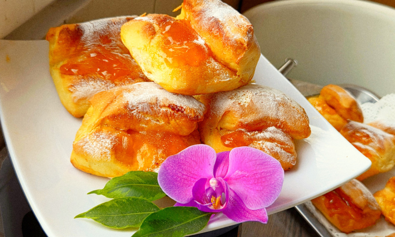 HRSKAVI SPOLJA A UNUTRA KAO PENA Najmekši lažni salčići koji se tope u ustima!