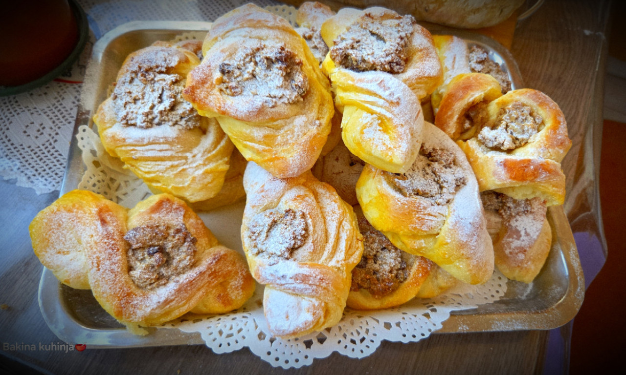 OTMENA DANSKA PECIVA SA ORASIMA - OPIS KOJI MAMI UZDAHE