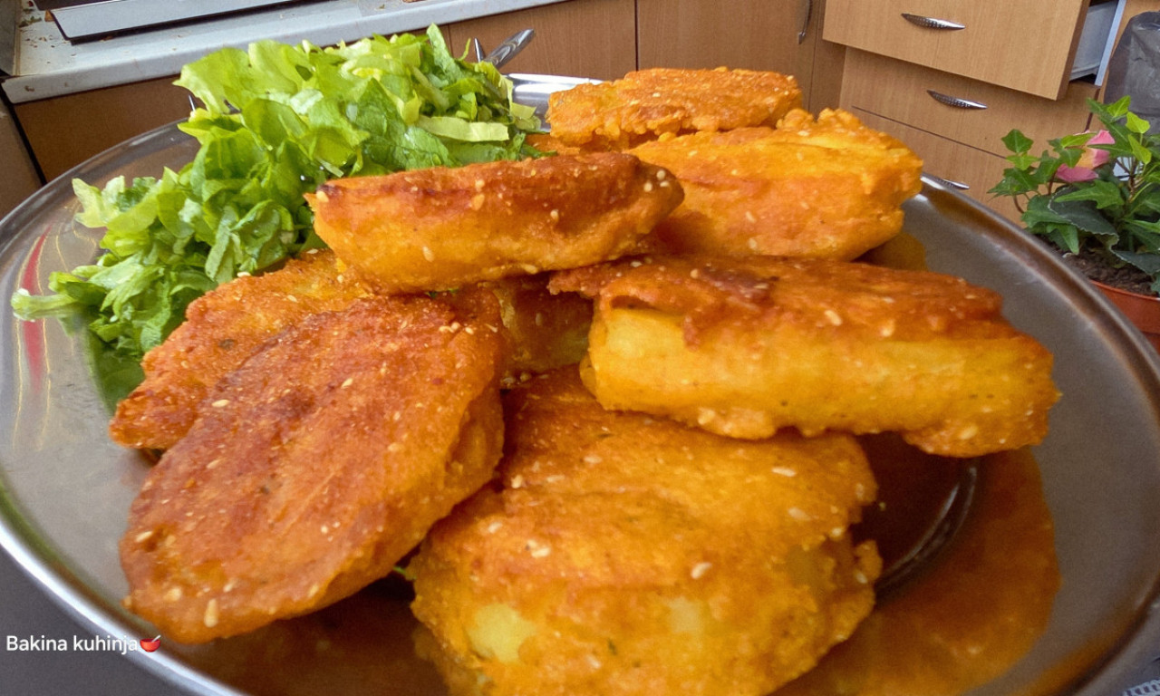 POSNI ZLATNI KROMPIR SA PIVOM I KURKUMOM Znamo šta da spremite za ručak