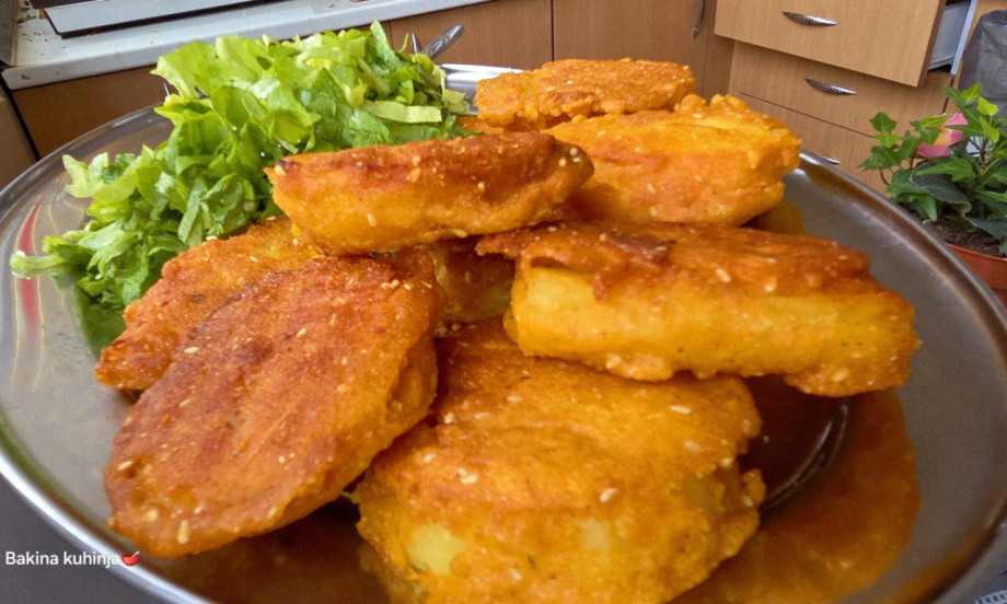 POSNI ZLATNI KROMPIR SA PIVOM I KURKUMOM Znamo šta da spremite za ručak