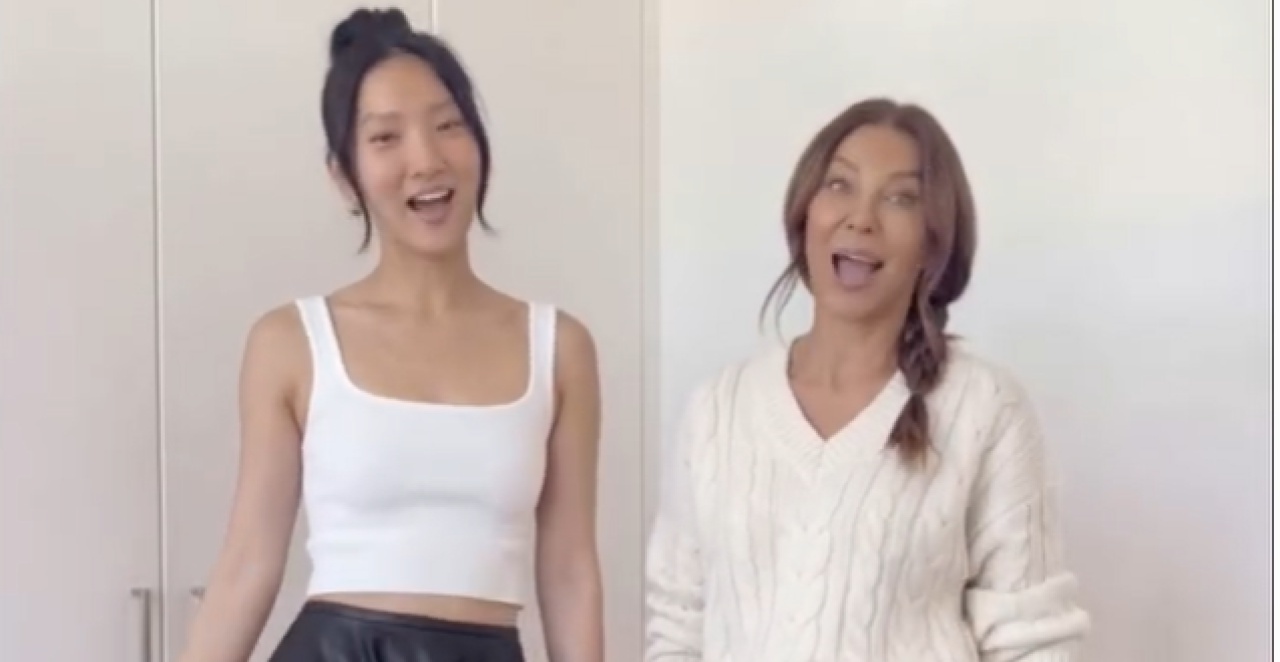 NEMA VIŠE DILEME! Dve dame otkrivaju koje cipele idu uz koju suknju (VIDEO)