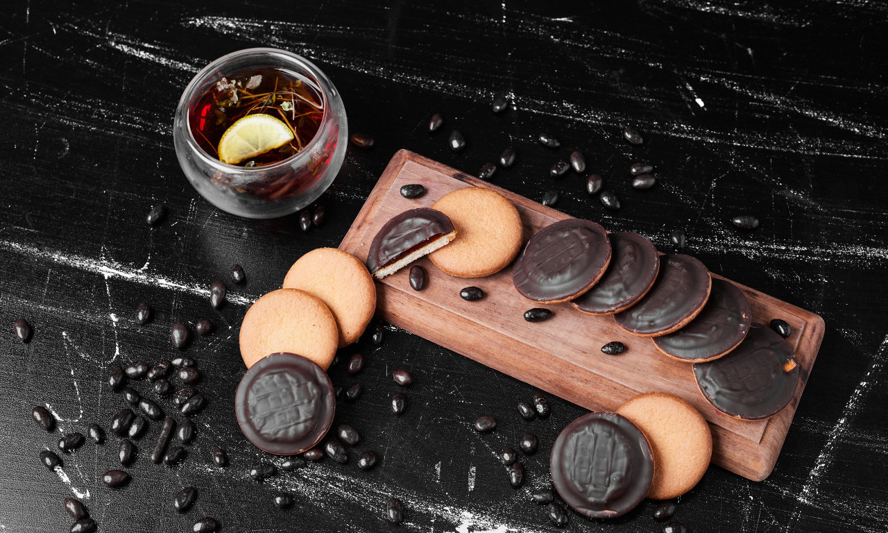 NAPRAVITE DOMAĆI JAFA KEKS KOD KUĆE Ovaj recept svima uspeva!