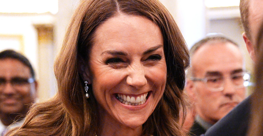 KEJT U SUZAMA SA OSMEHOM Gost u palati raznežio i princezu pričom o pokojnoj supruzi