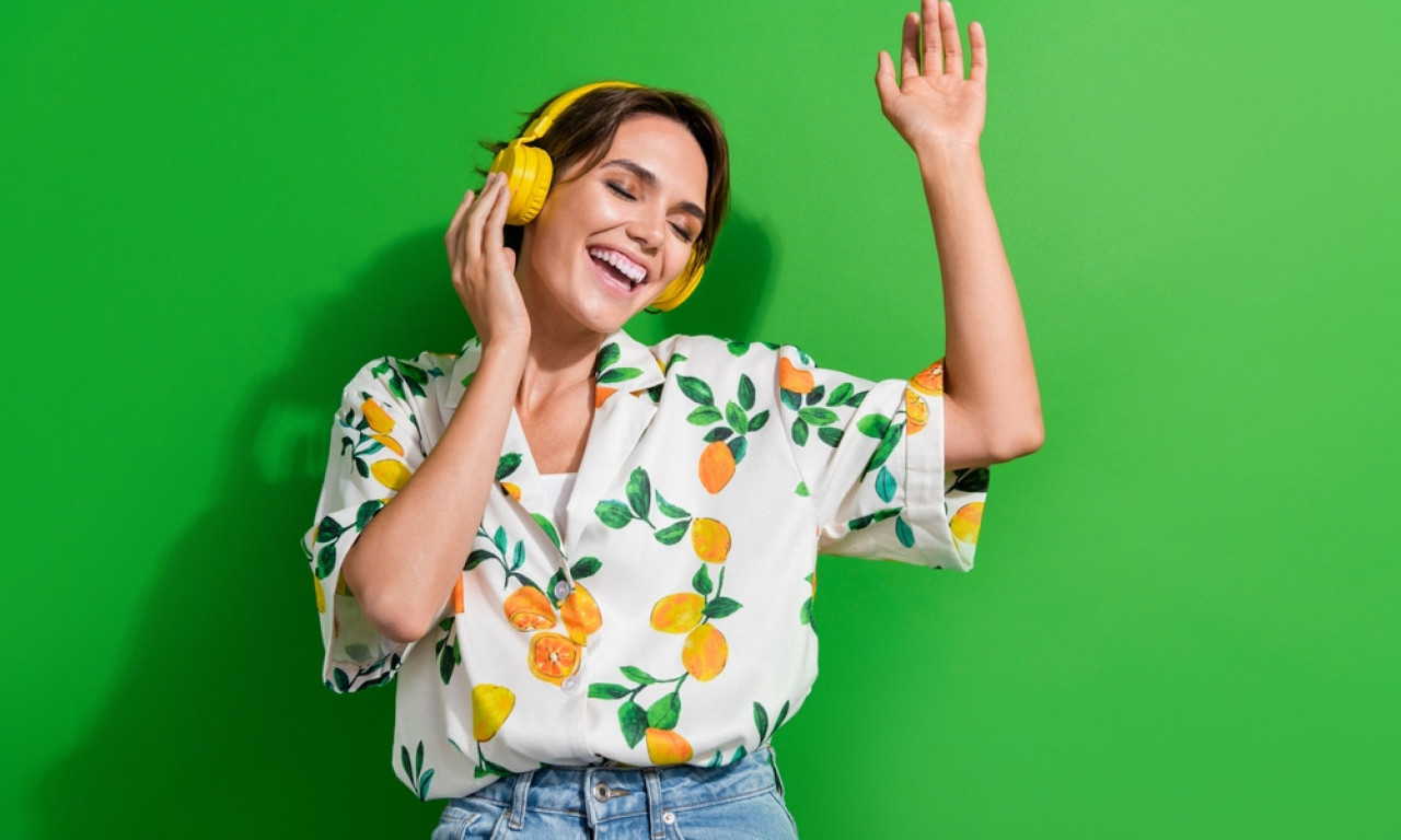 SPOTIFY OTKRIO ŠTA SVET NAJVIŠE SLUŠA Tejlor Svift prva, The Weeknd ruši rekorde, evo koje pesme svi vrte