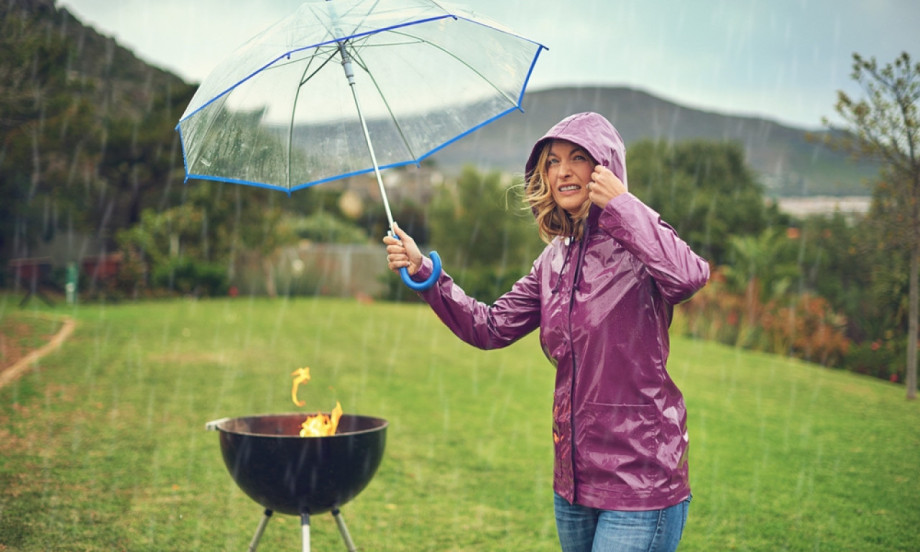 PRVI MAJ NA HLADNOM VAZDUHU Kako da roštiljate napolju i kad vreme nije baš idealno