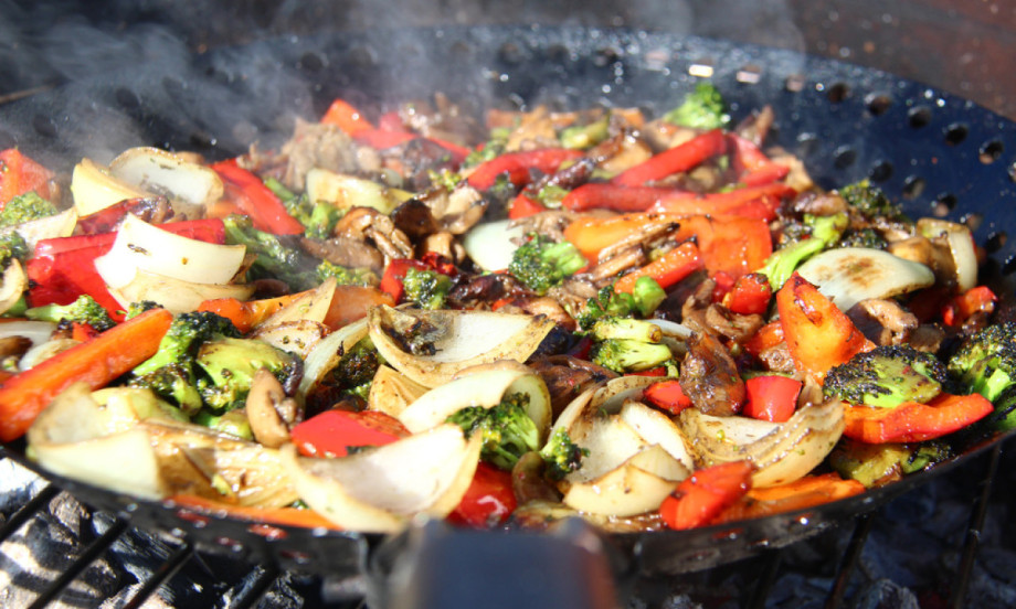 MARINADA PRAVI RAZLIKU - POVRĆE NA ROŠTILJU Trikovi da bude sočno, mirisno i prepuno ukusa! (SAVETI)