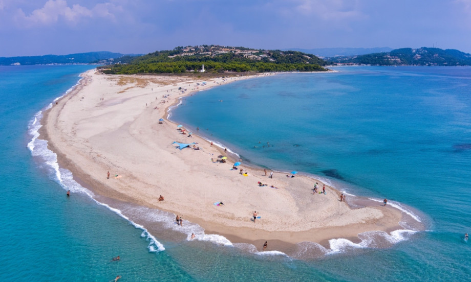UPOZORENJE ZA TURISTE Ova plaža u Grčkoj izgleda rajski, ali krije ozbiljnu opasnost