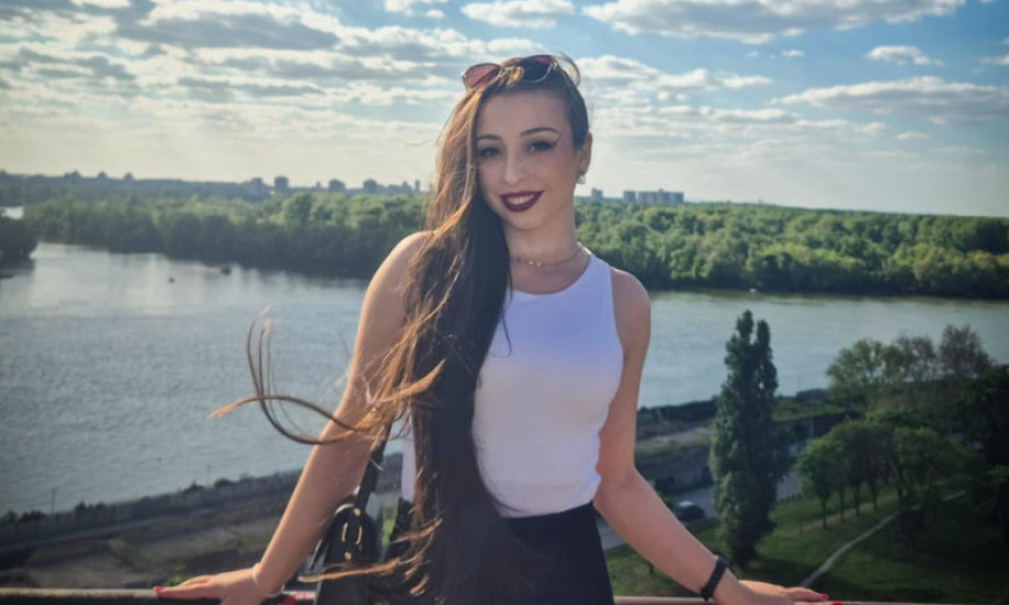 JOVANA SIMIĆ: KAVEZ OD PROPORCIJA Kako nas je ideal lepote naučio da gladujemo