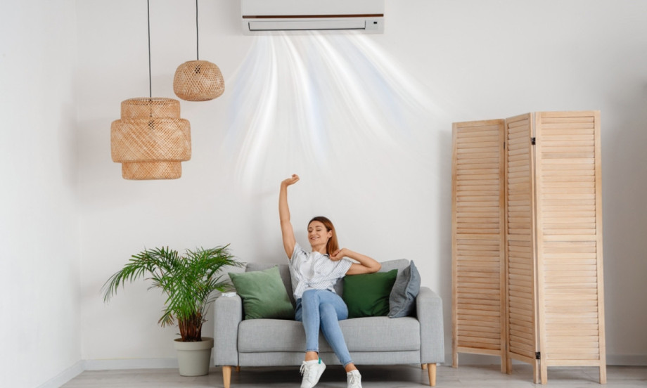 NE DRŽITE KLIMU NA 20 STEPENI! Ovo je temperatura koja najviše štedi novac tokom leta