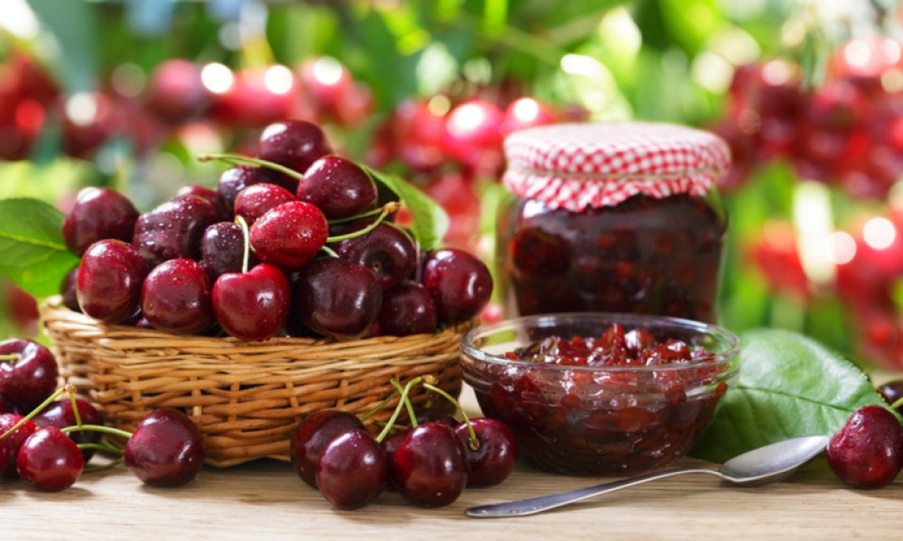 DOMAĆE SLATKO OD TREŠANJA Recept naših baka koji miriše na detinjstvo