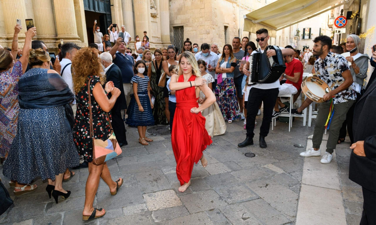 MALO KO ZNA KAKO JE NASTALA TARANTELA Čuveni italijanski ples krije neobično verovanje o otrovnom pauku