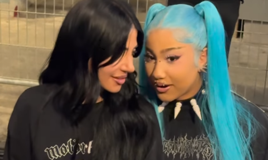 ĆERKA KIM KARDAŠIJAN SA 13 GODINA POKAZALA PIRSINGE NA NOGAMA Novi izgled Nort Vest izazvao haos na internetu! (FOTO)