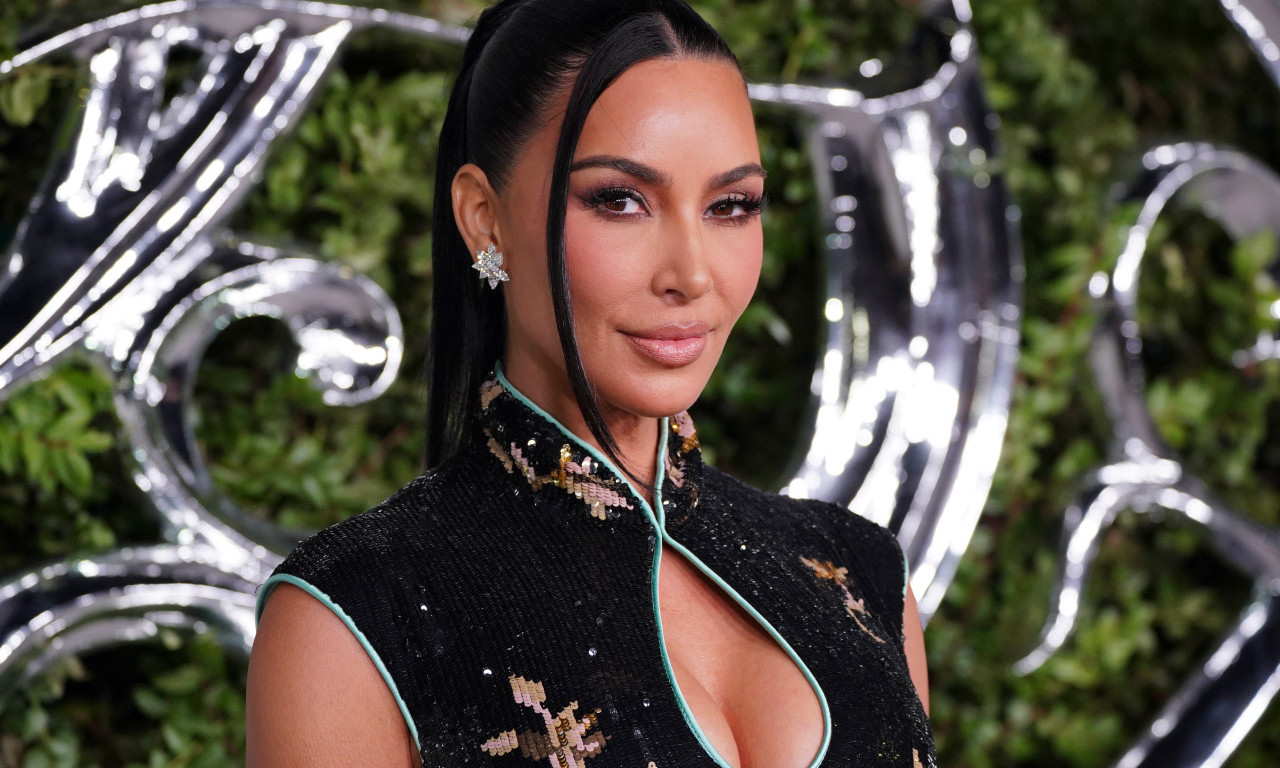 VIŠE NE KRIJU BLISKOST? Kim Kardašijan i Luis Hamilton se držali za ruke pred svima