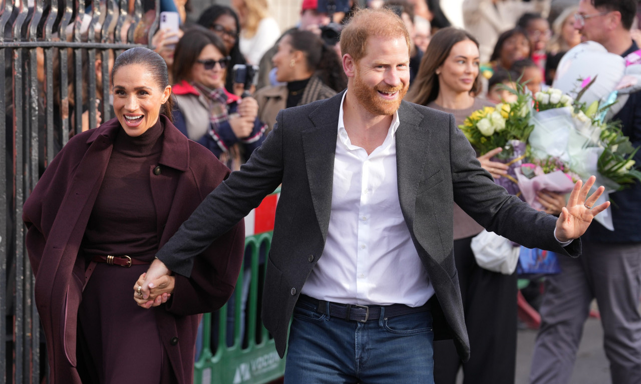MEGAN MARKL ZNA CAKU Jedna boja od glave do pete, a utisak skup i elegantan (FOTO)